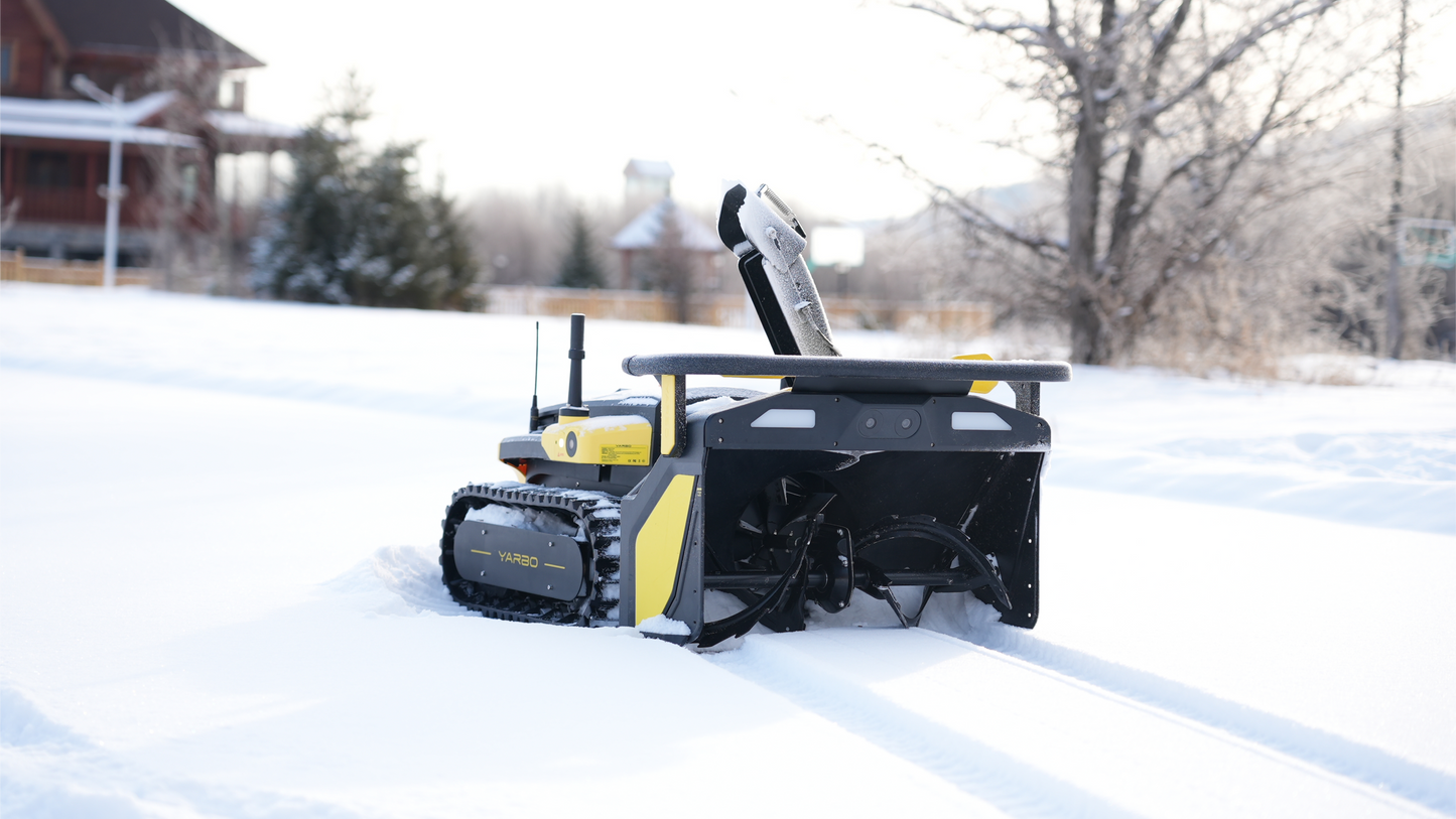 Yarbo Pro Mower 4in1 Bundle image 7