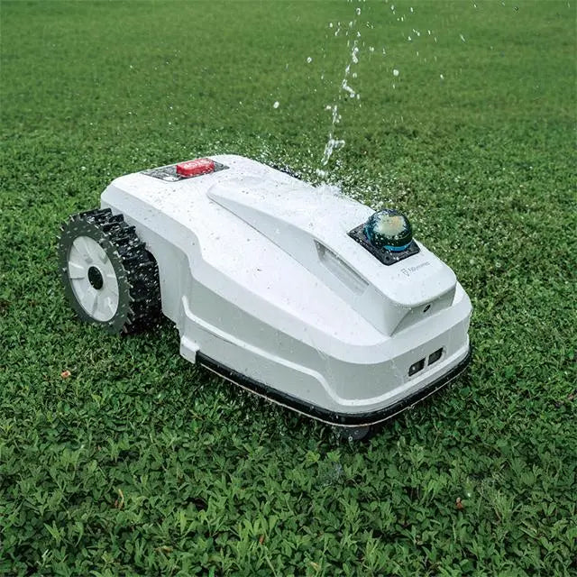 FJD FL3000 LiDAR Robotic Lawn Mower image 1